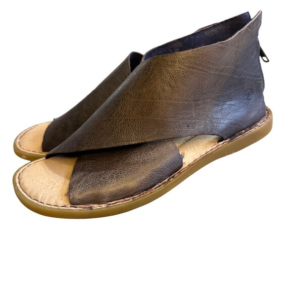 Born Iwa Sandal Womens Size 6 Dark Brown Leather Open Toe Flats Gladiator Shoe - Picture 2 of 7